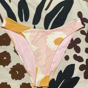 Marimekko Unikko hypanthio watercolor Unikko bikini bottom (new with tag)